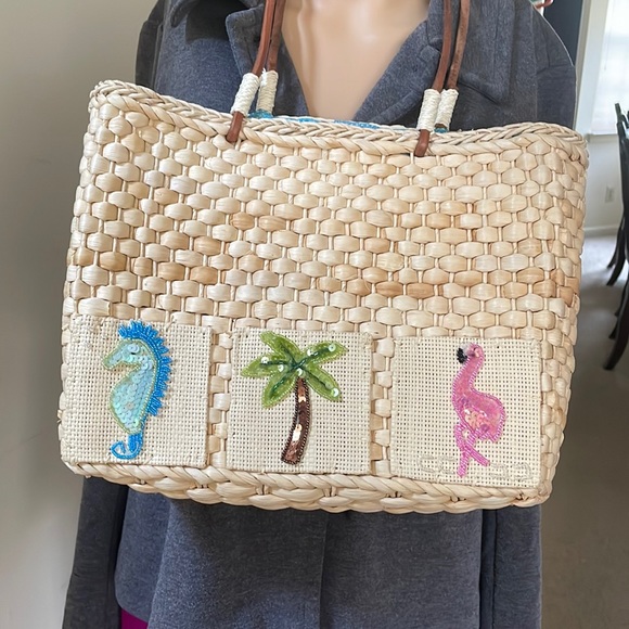 Summer Sale 🔥🔥 Straw Beach Bag Size Medium - Picture 1 of 8